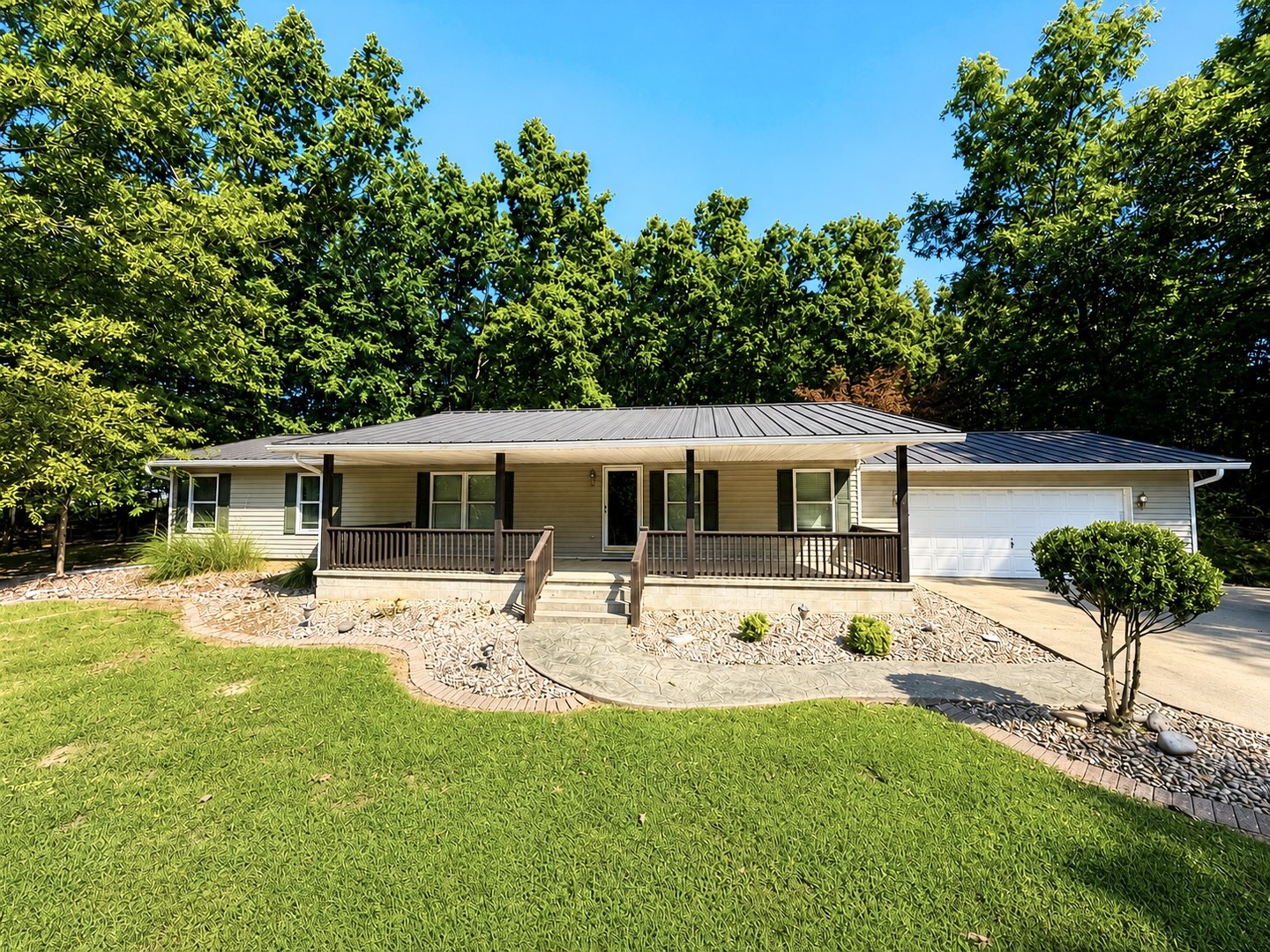 4241 Sandy Branch Road — photo