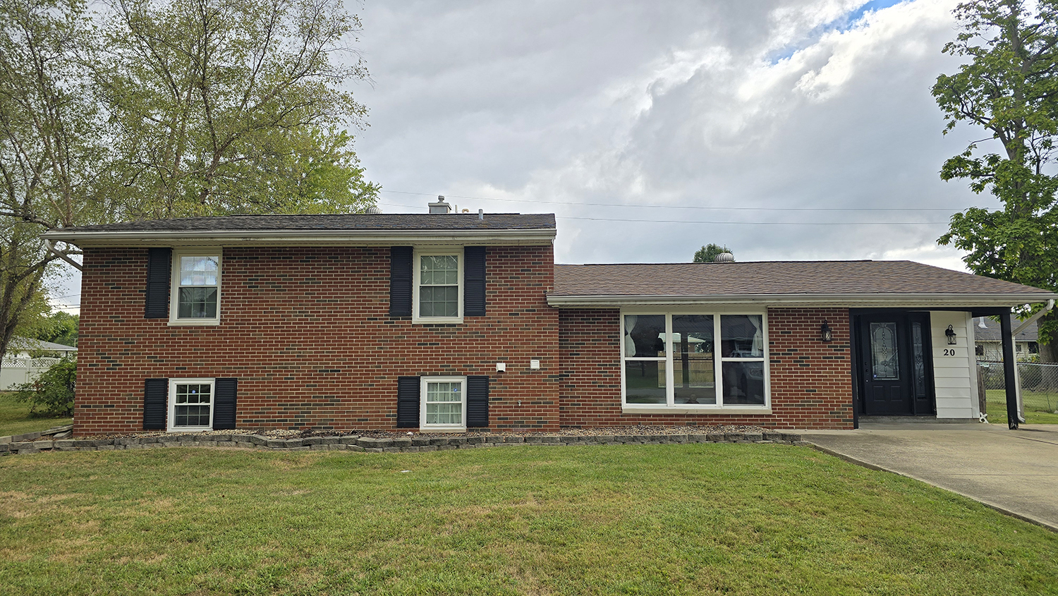 20 W Oak Park Drive — photo