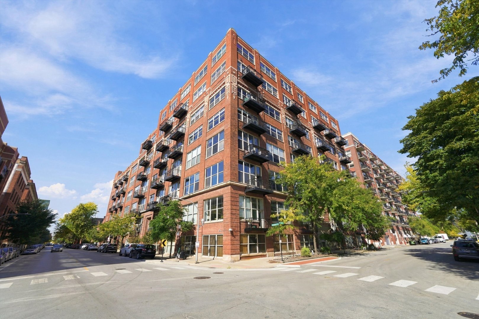 1500 W Monroe Street Unit 525 — photo