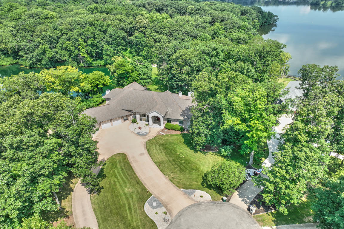 4180 S Lake Court, Decatur, IL 62521 — photo 2