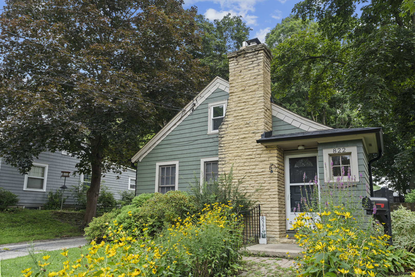 822 N Madison Street — photo