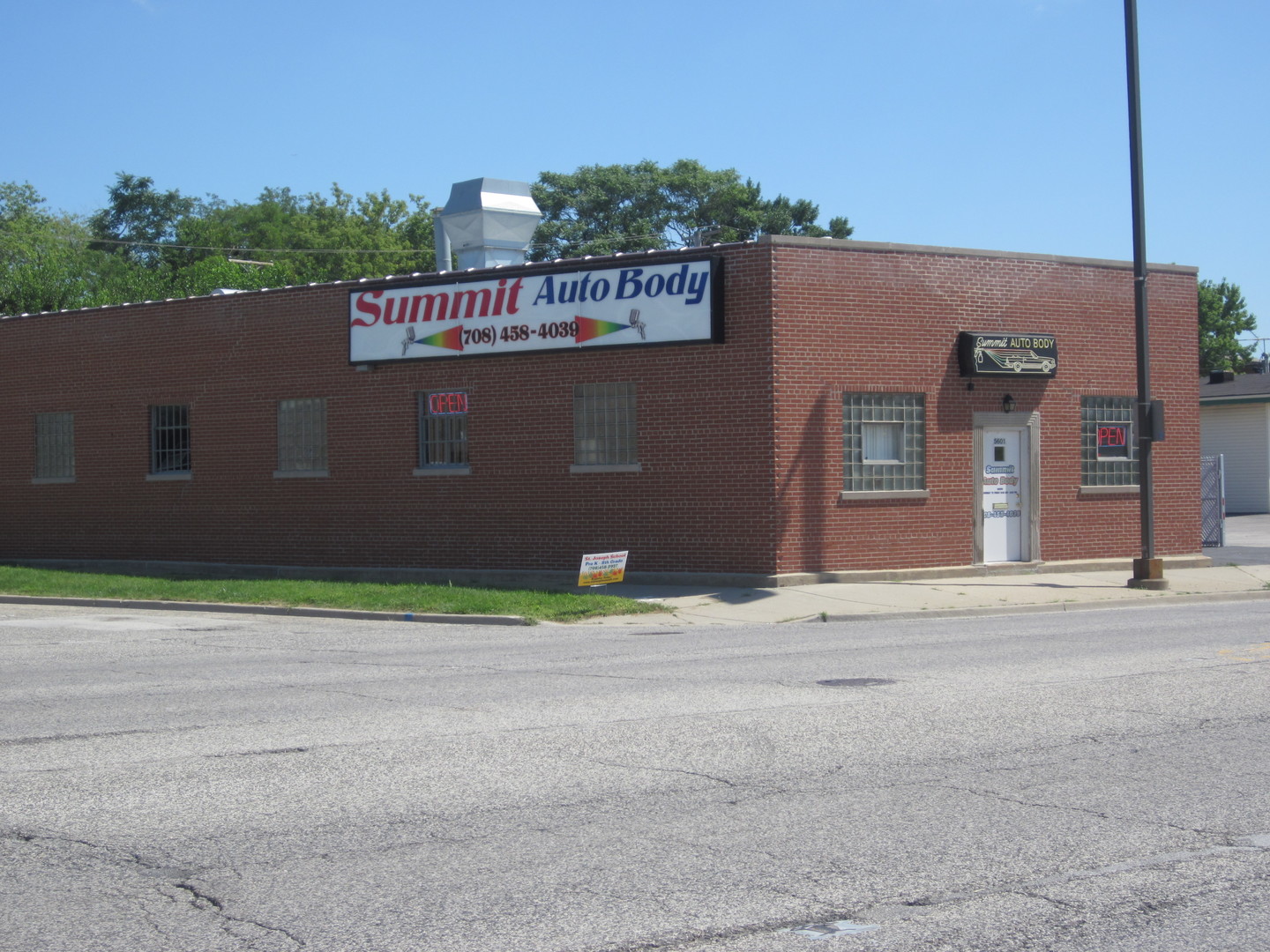 5601 S Archer Road — photo