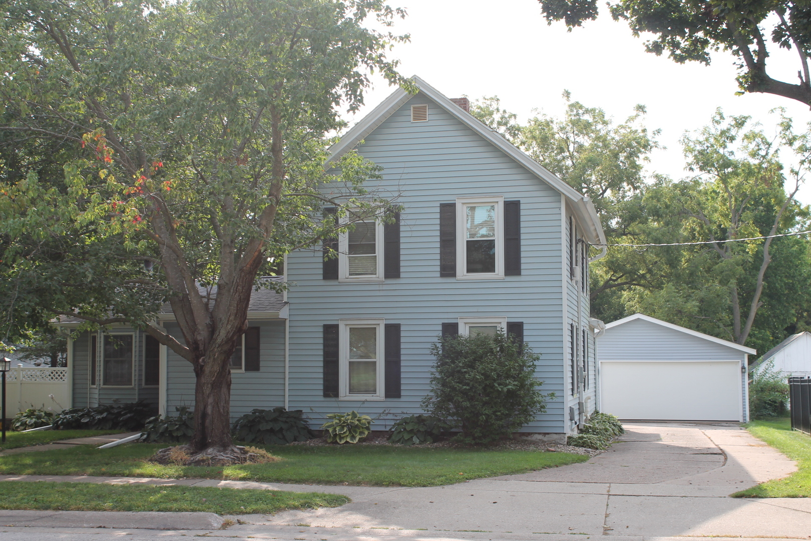 235 S Stewart Street — photo
