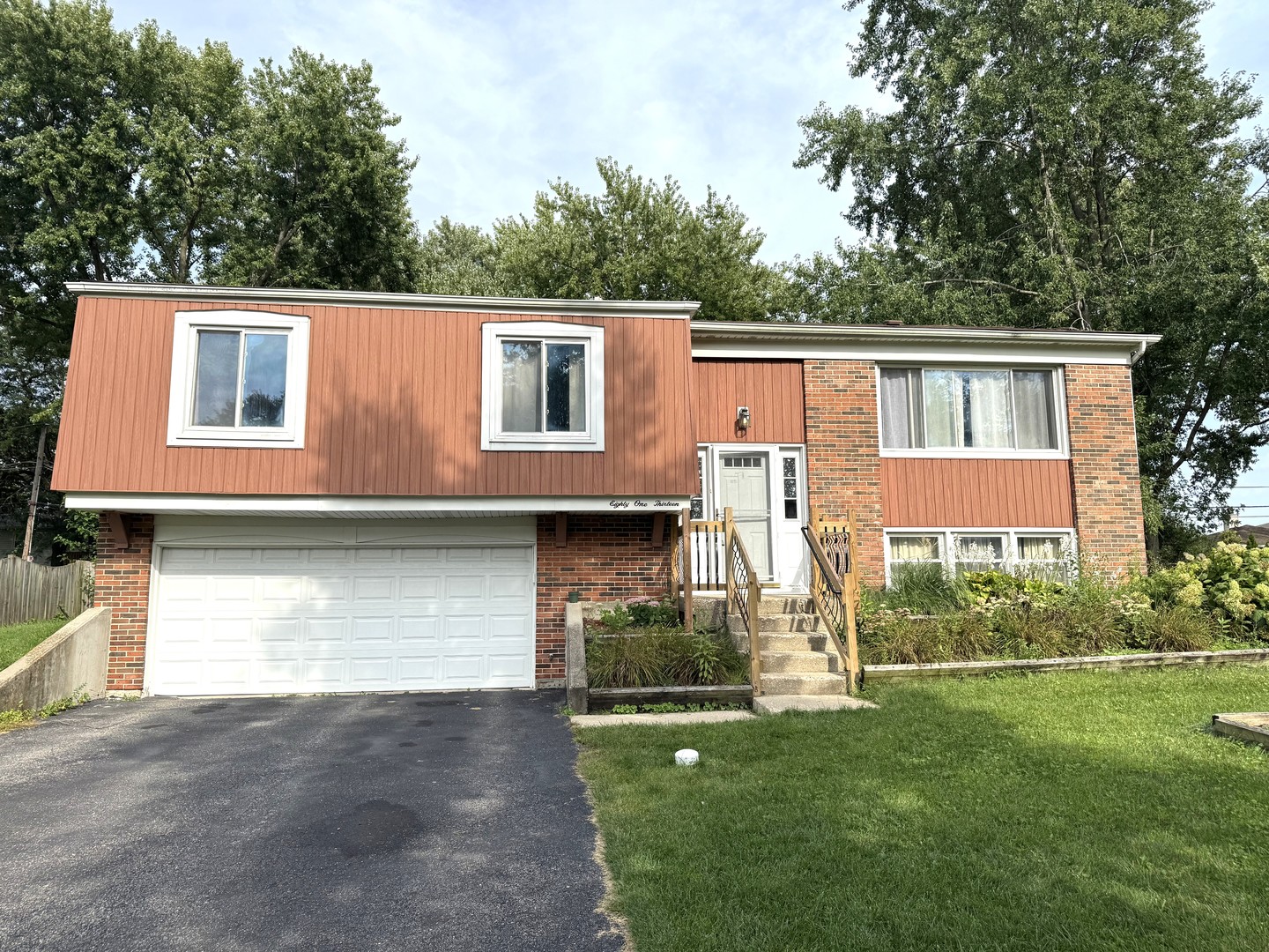 8113 Norwood Court — photo