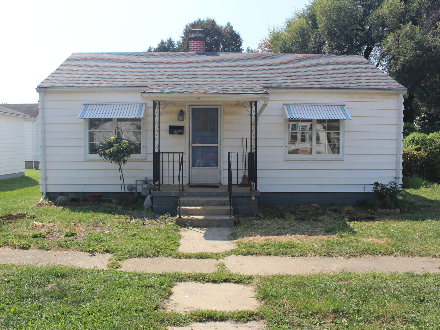 212 W White Street — photo
