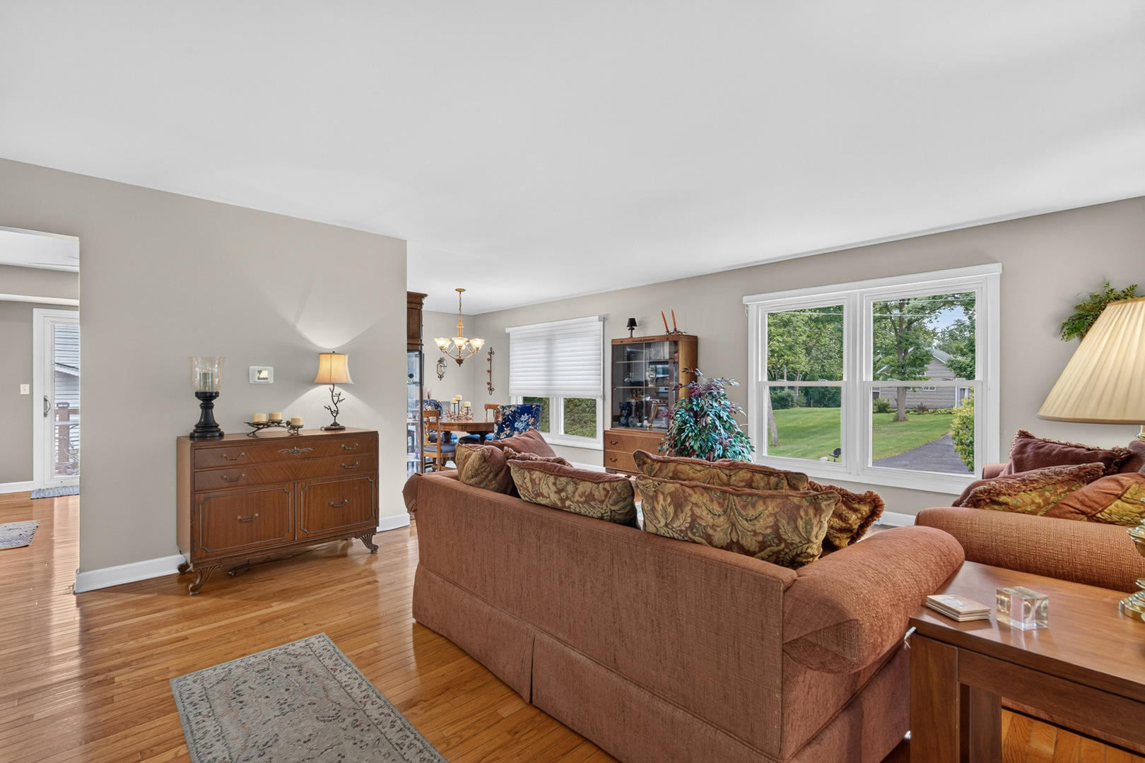 765 Freeman Court, Hoffman Estates, IL 60192 — photo 2
