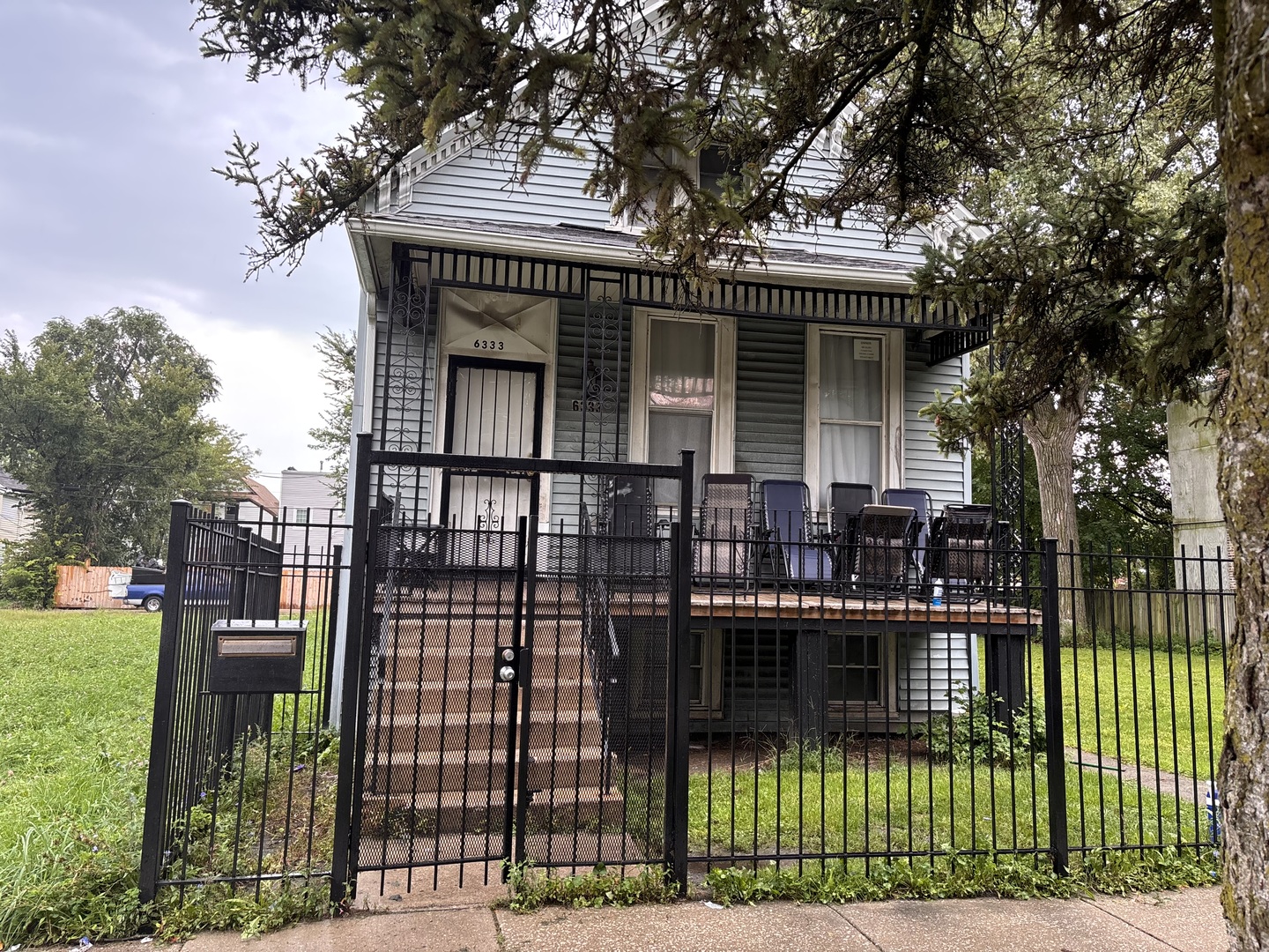 6333 S Carpenter Street — photo