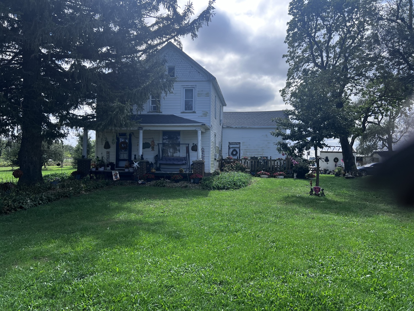 513 E 1100 North Road — photo