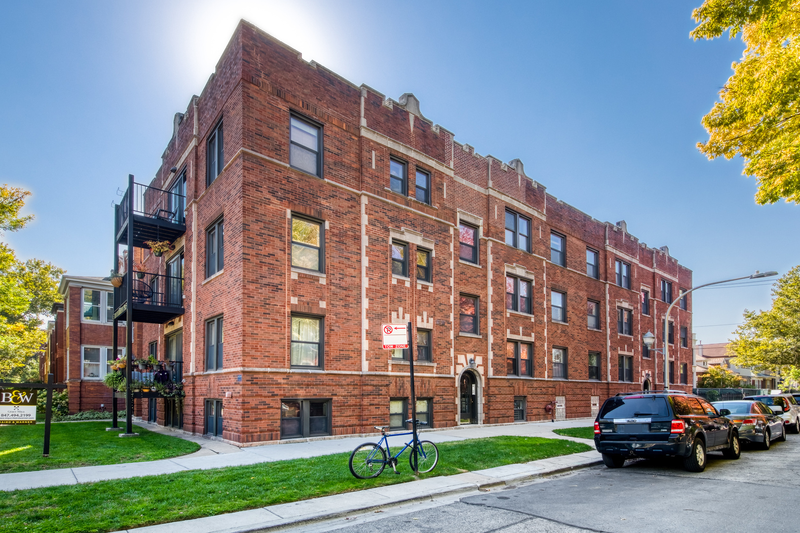 2211 W Winona Street Unit 1 — photo