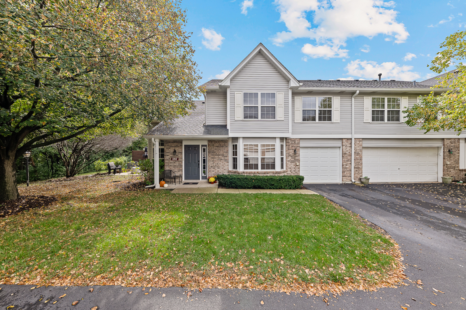 13937 S Cambridge Circle — photo