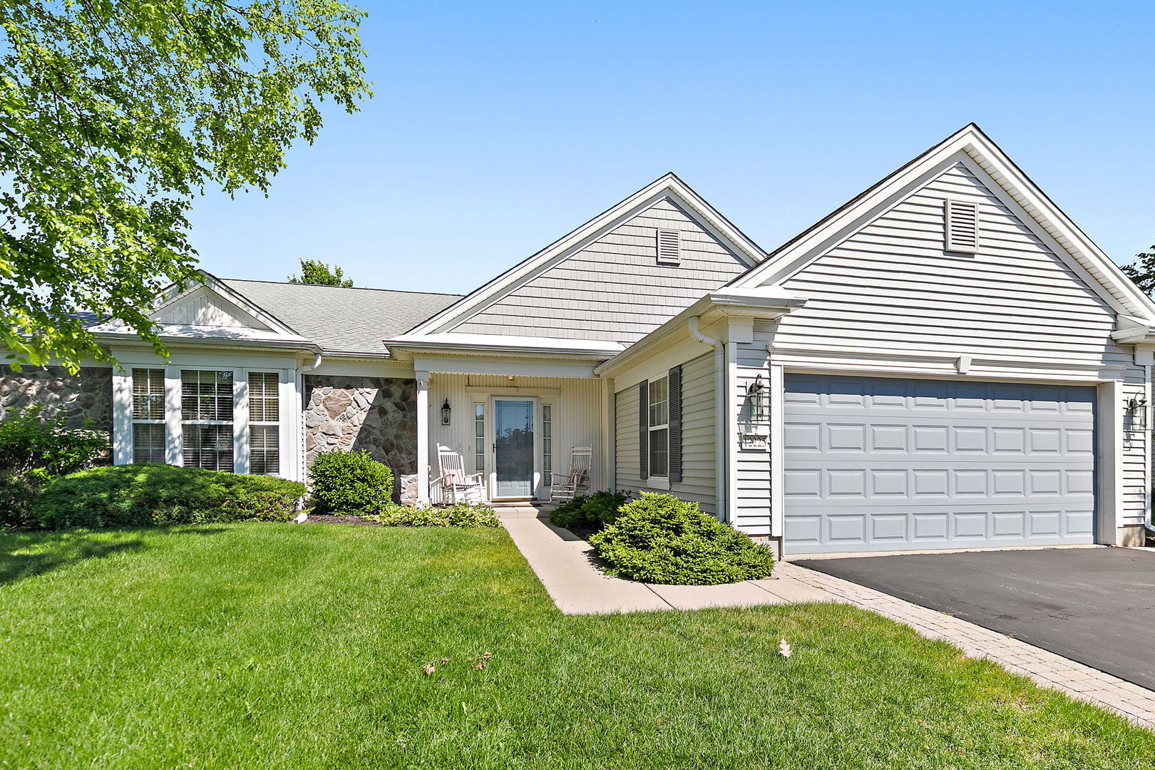 12225 Arlington Drive — photo