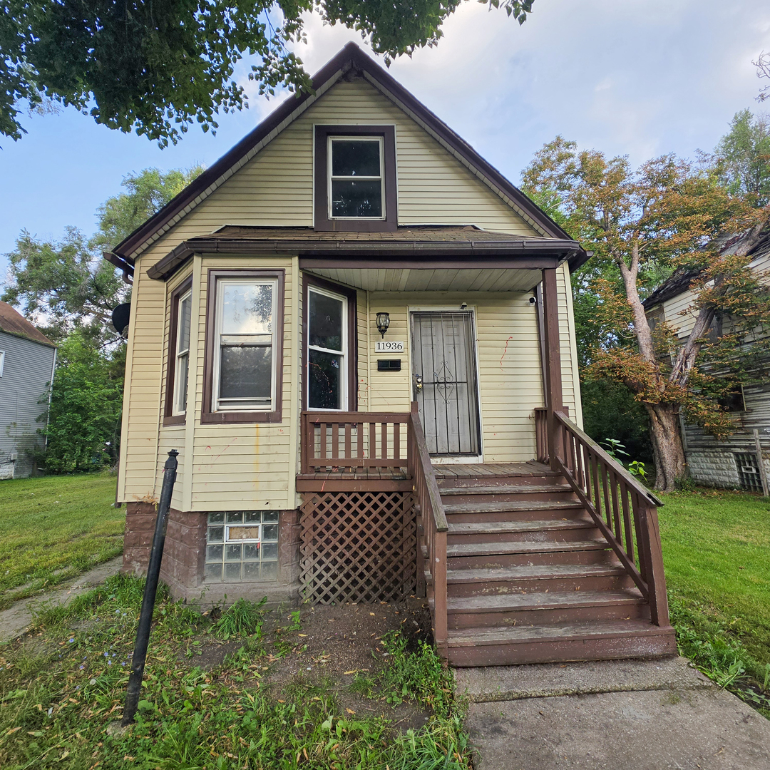 11936 S Prairie Avenue — photo