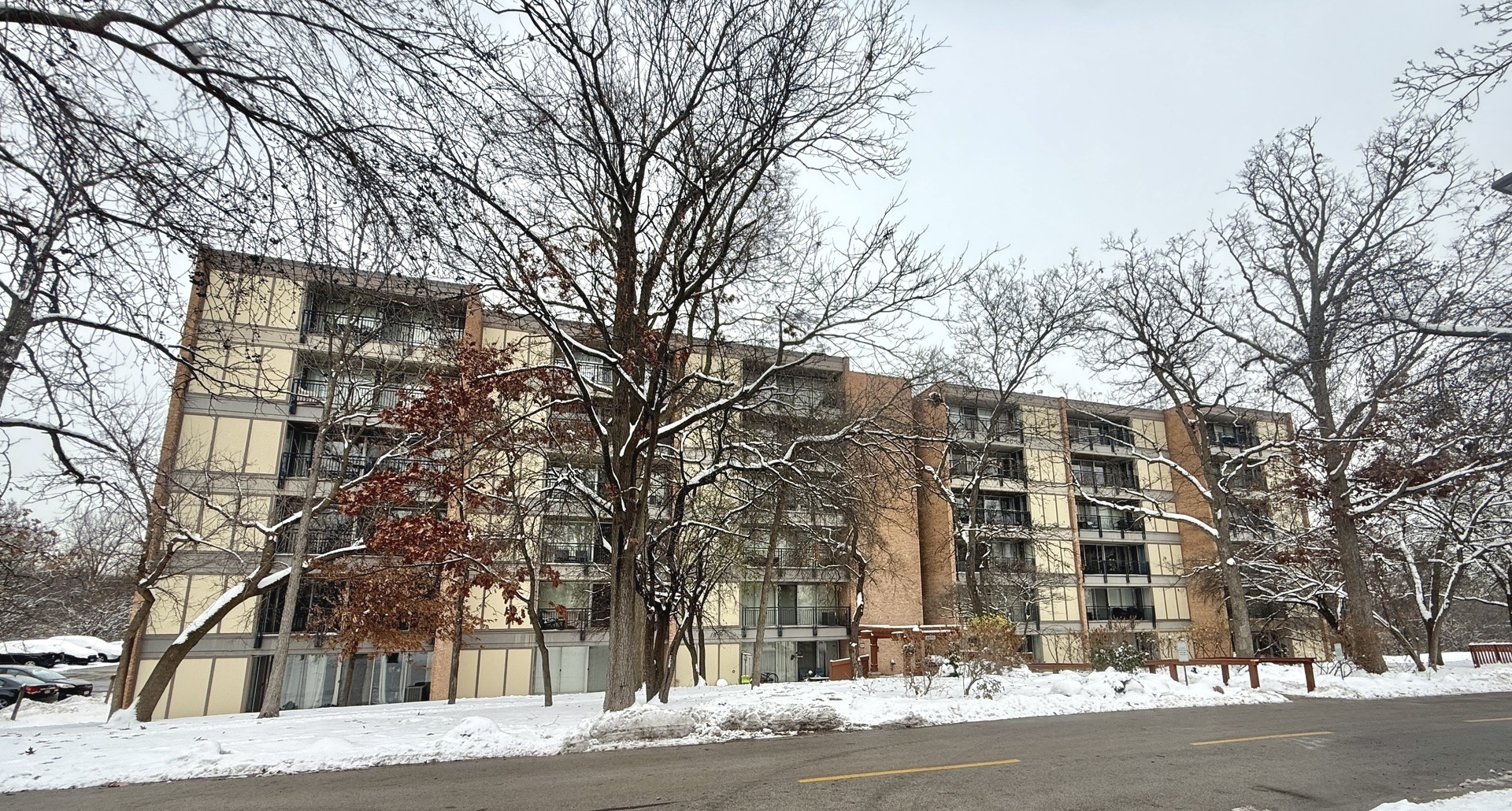 6010 Oakwood Drive 5D — photo