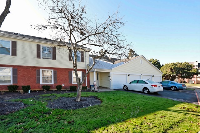 675 Greenfield Court D1 — photo