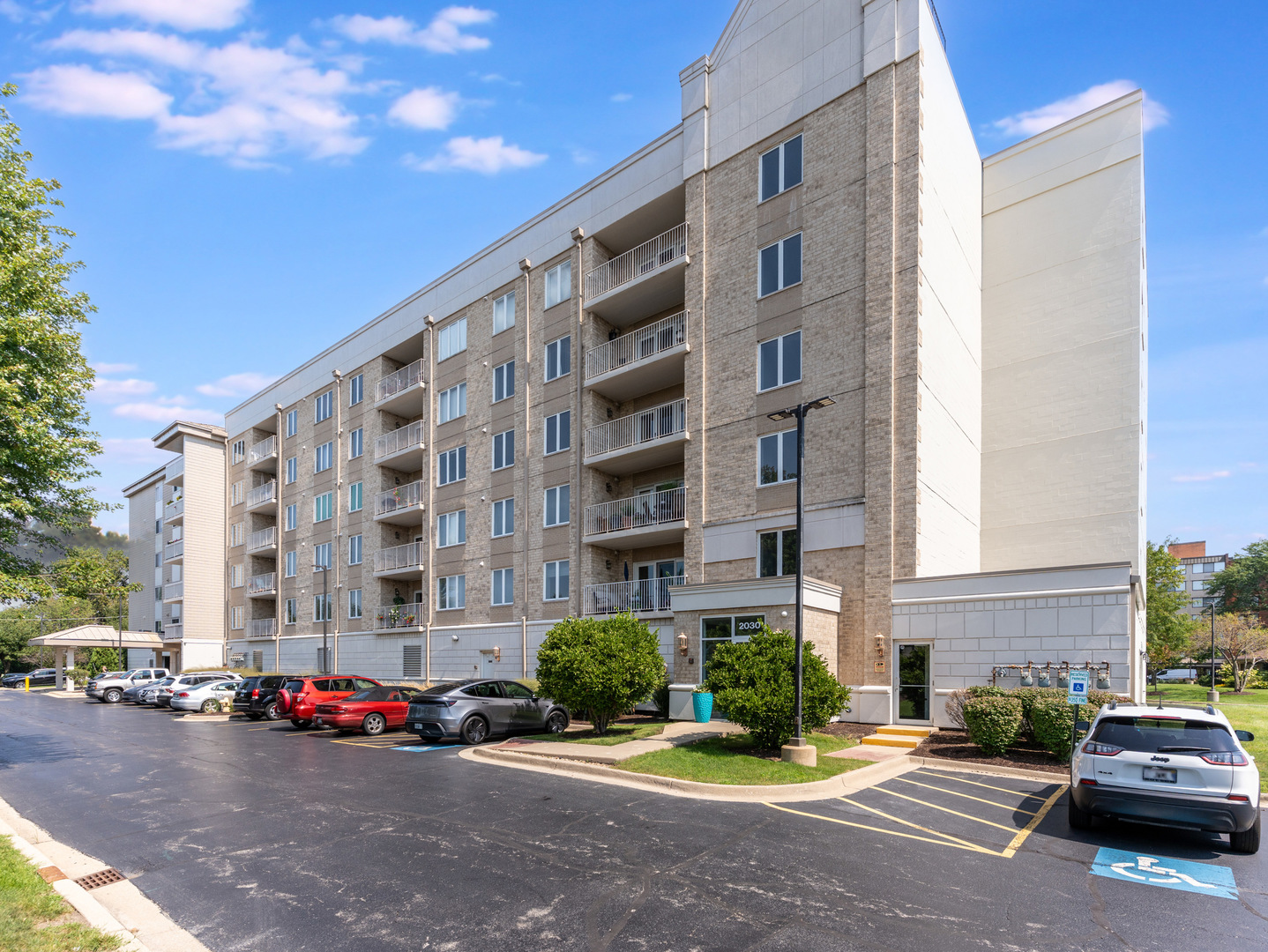 2030 Saint Regis Drive 412 — photo
