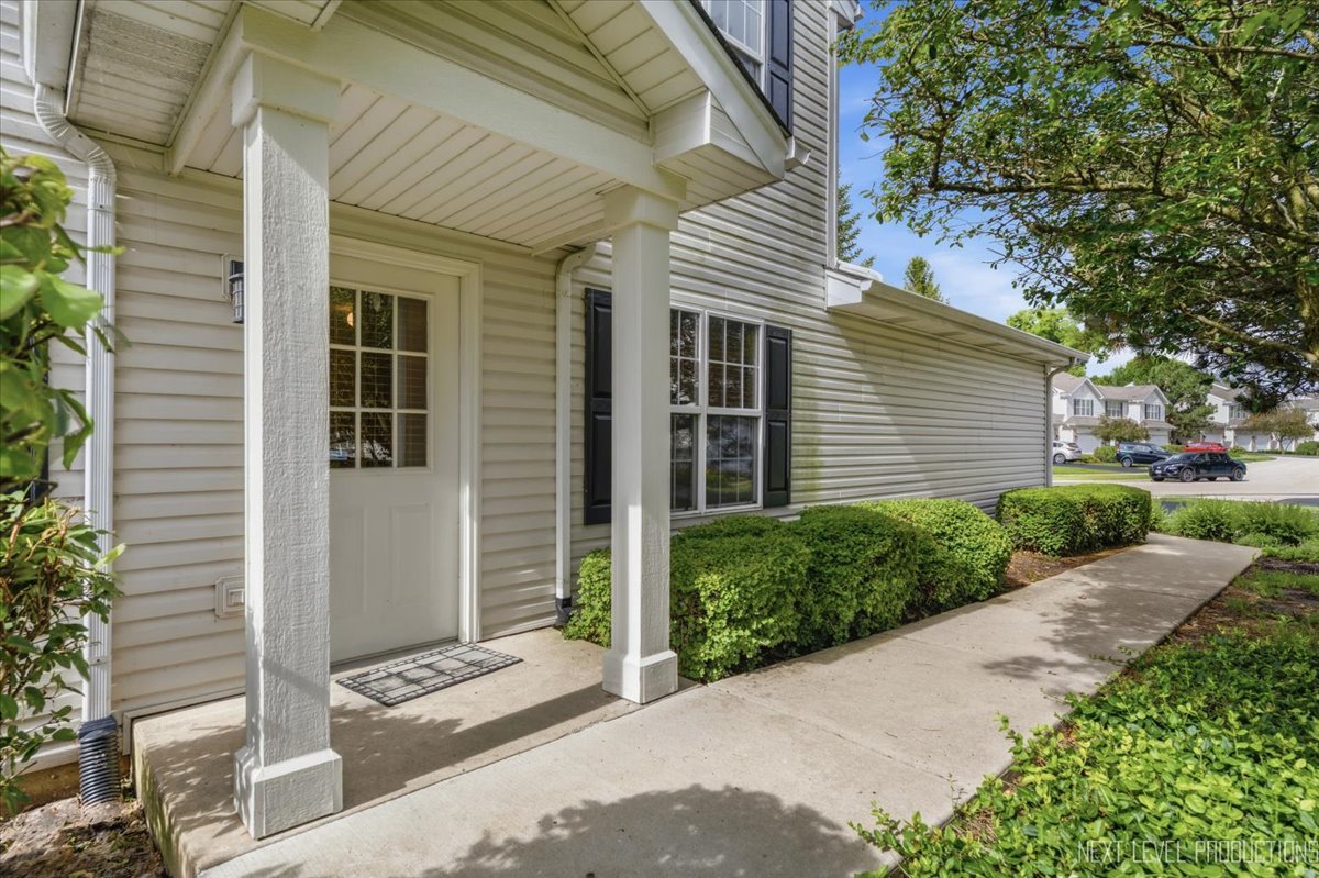 2471 Stoughton Circle 2471 — photo