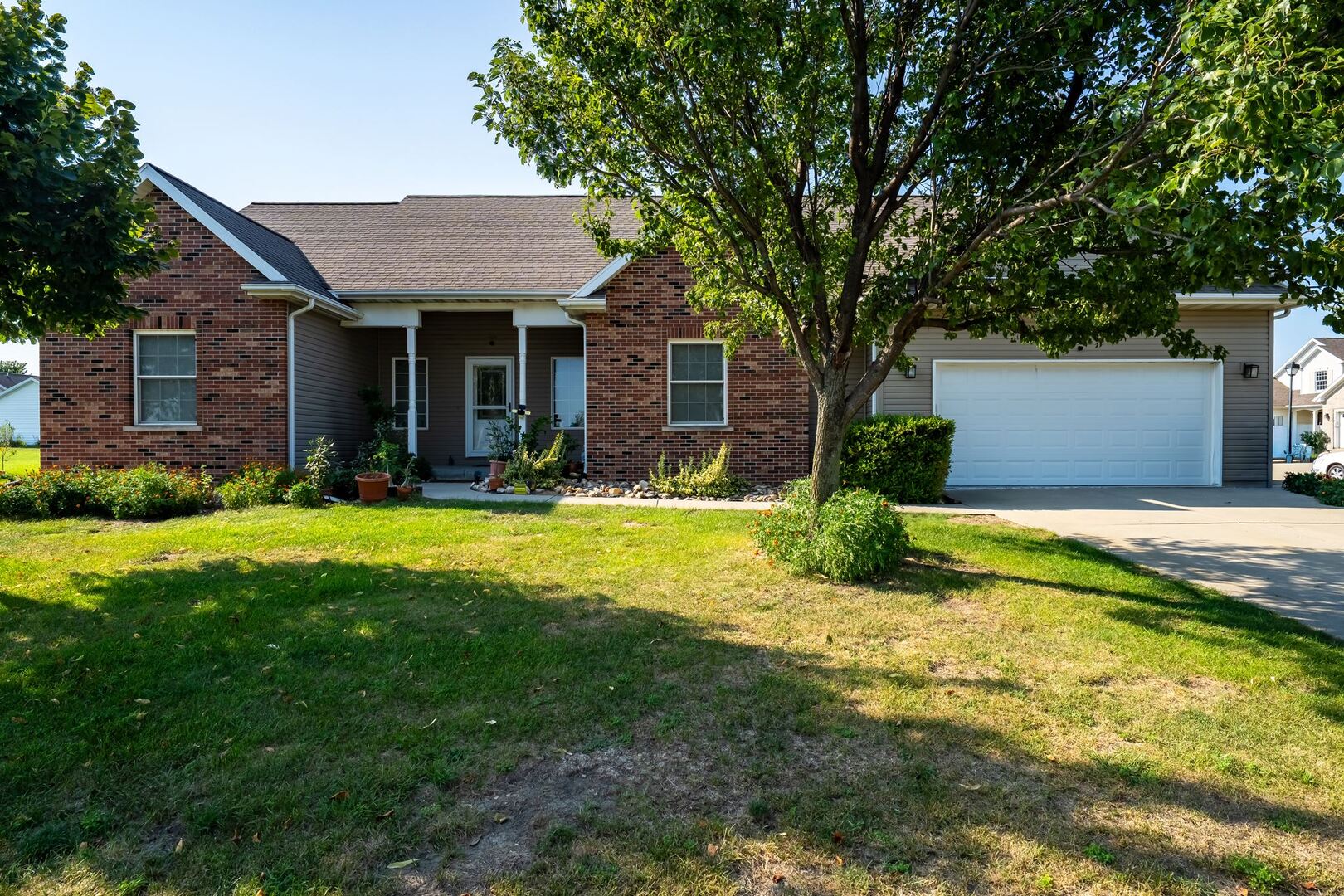 4397 renaissance dr, NORMAL IL 61761 — photo 2