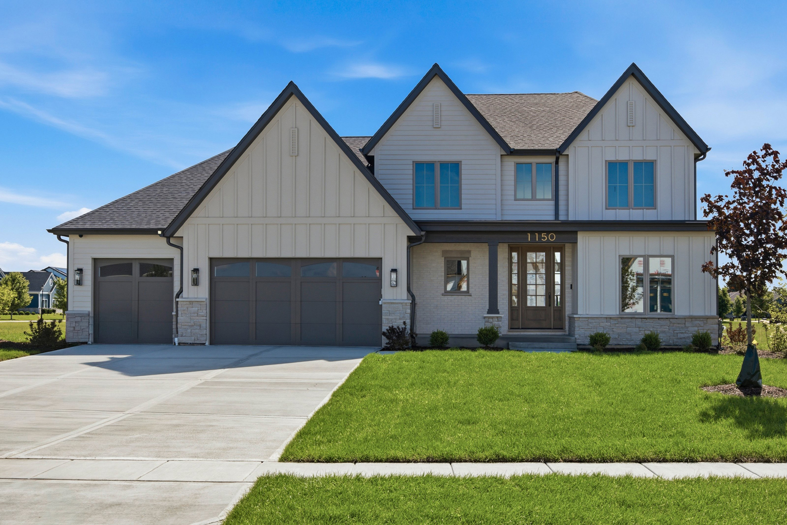 1033 Emerald Drive — photo