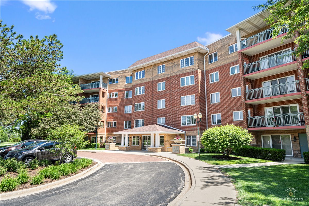 740 Creekside Drive 509 — photo