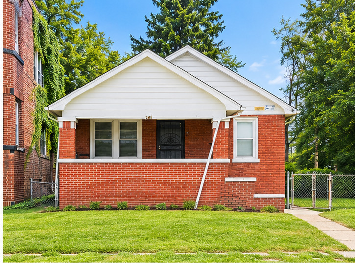 285 E 148th Place — photo