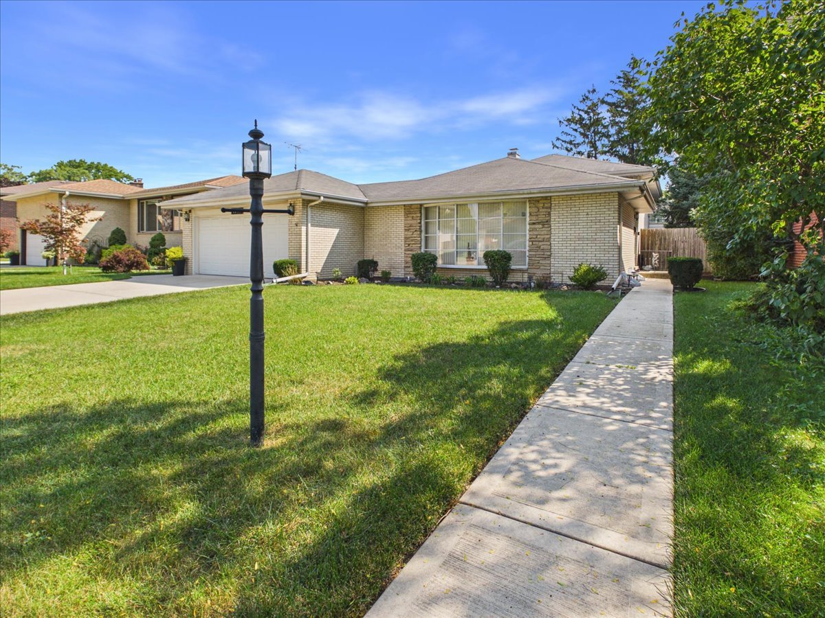 1511 Miami Lane — photo
