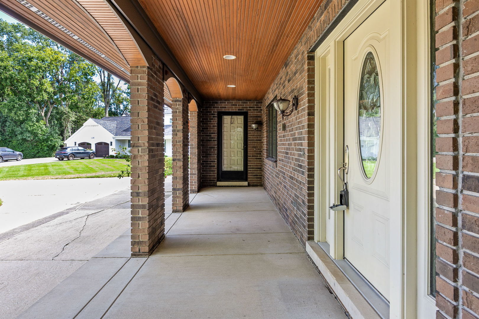 6342 Martin Drive — photo