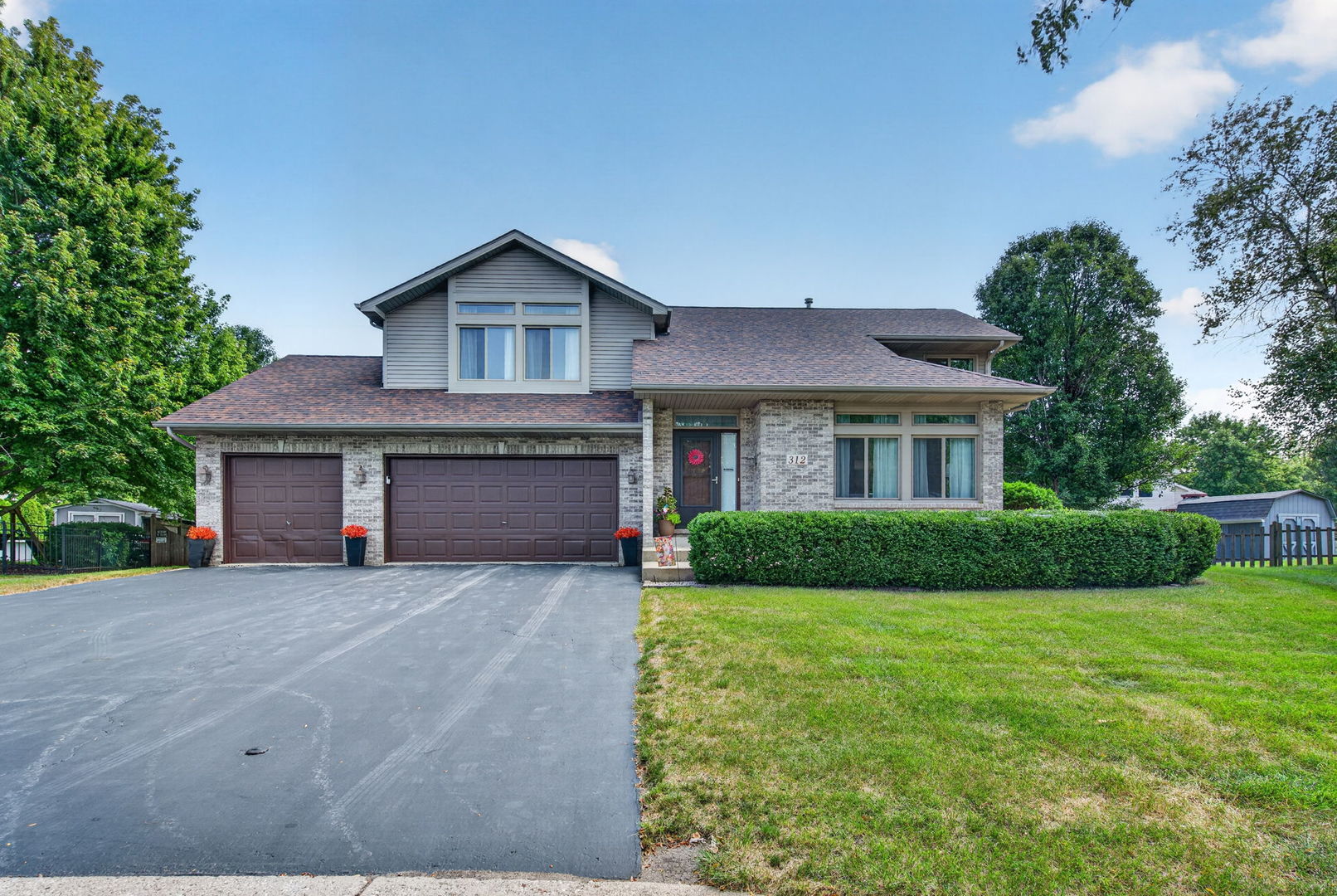 312 Badger Court — photo
