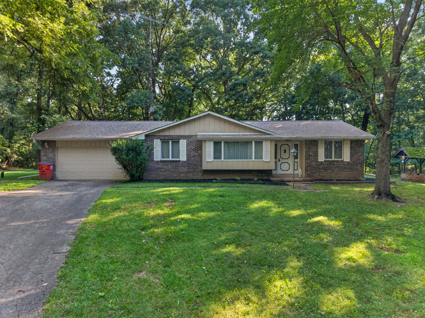 7414 Audubon Drive — photo