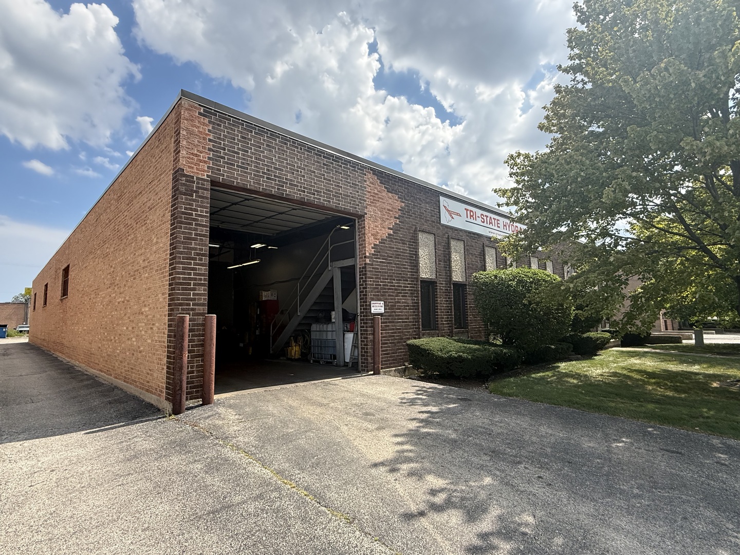 135 Martin Lane — photo
