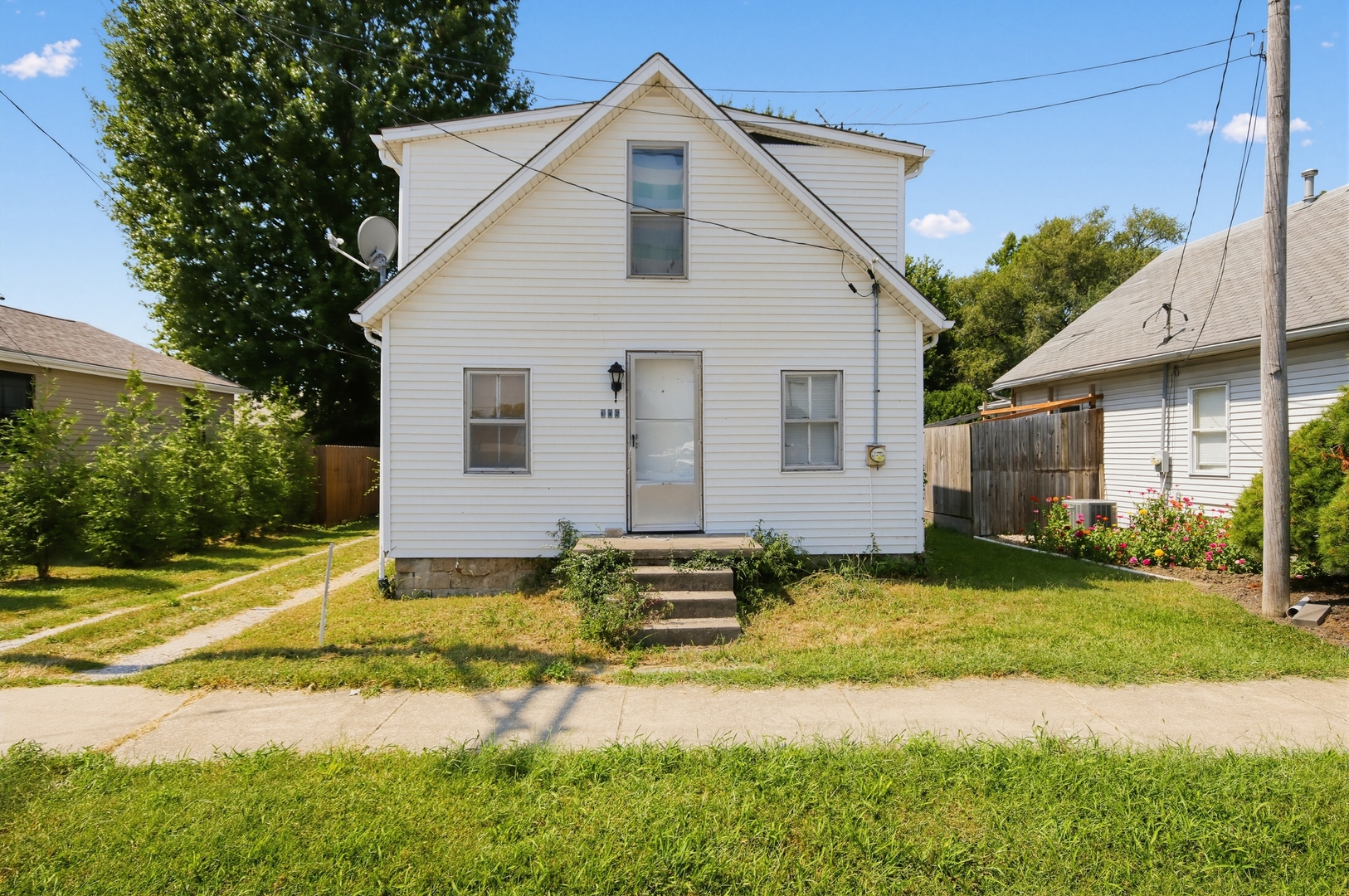 306 S Maple Street — photo