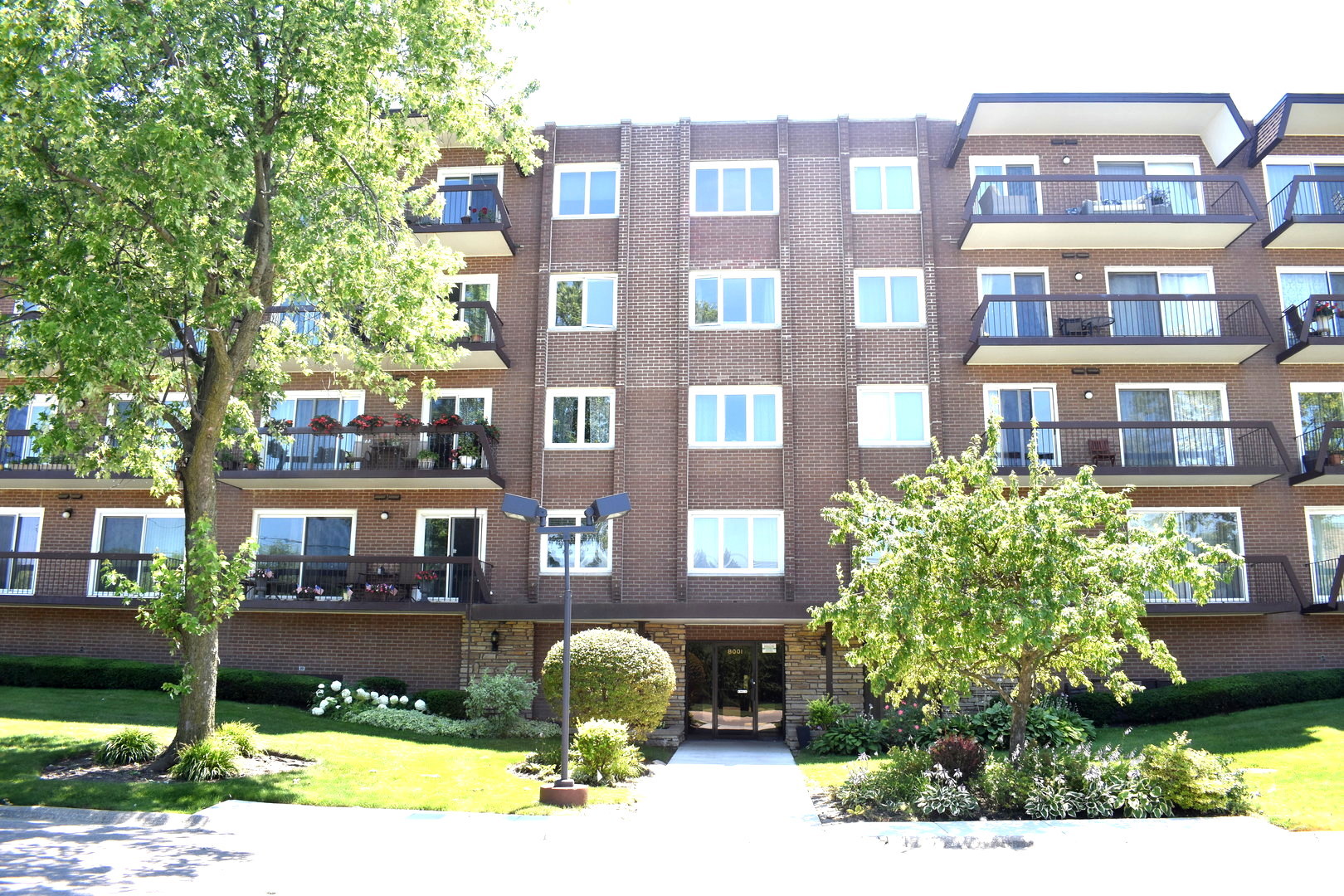 8001 W Courte Drive 310 — photo