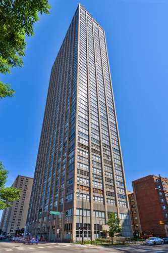 655 W Irving Park Road 410 — photo