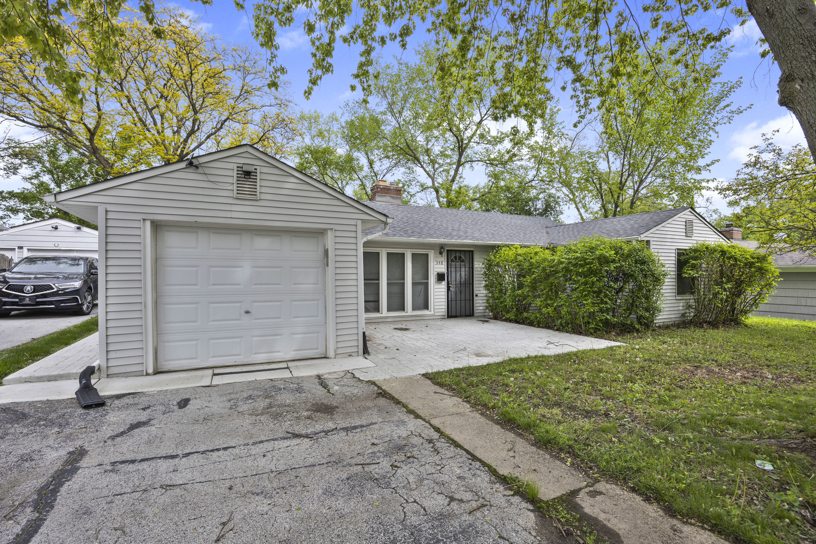 348 Niagara Street — photo