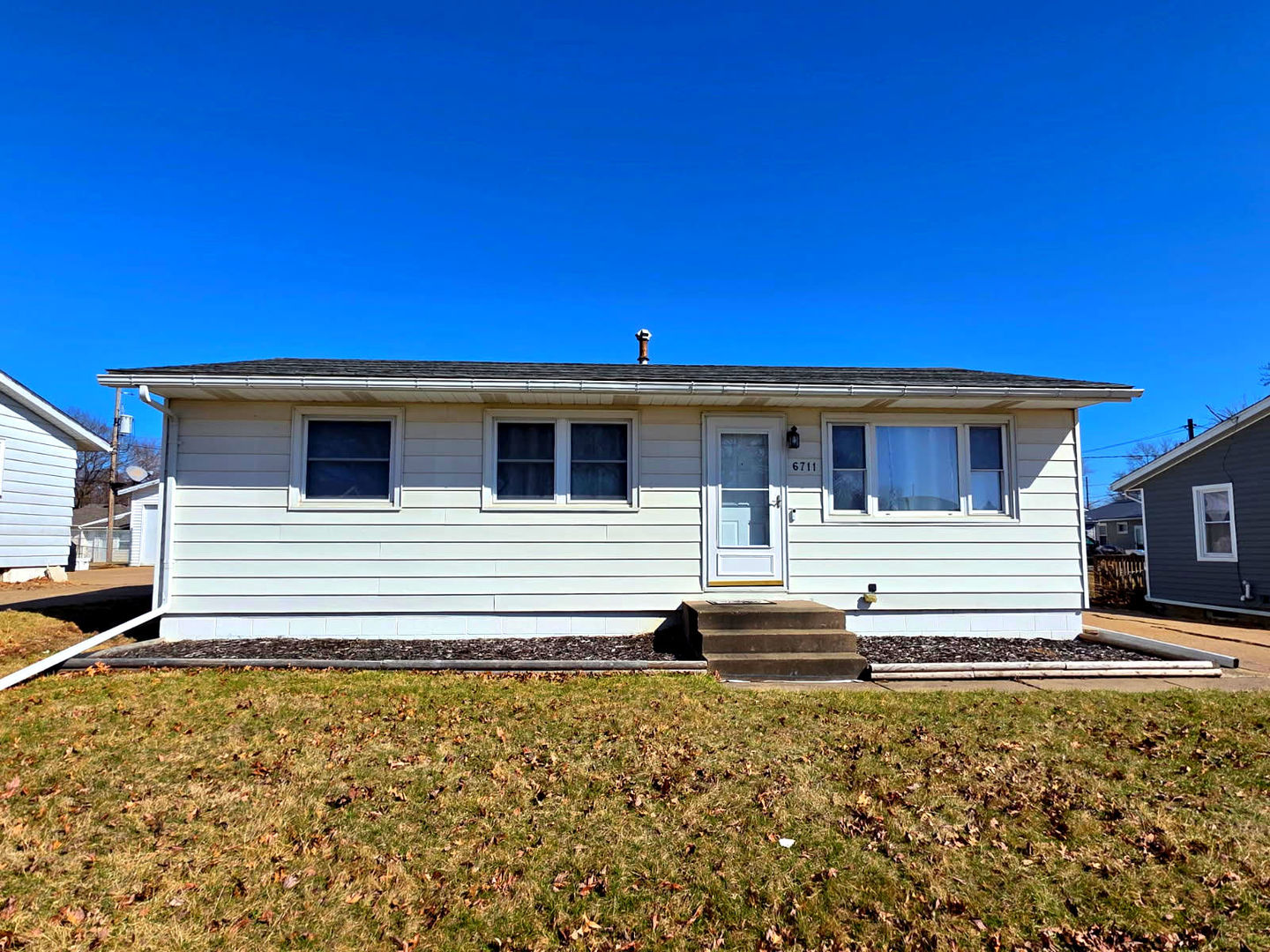 6711 Ridge Drive — photo