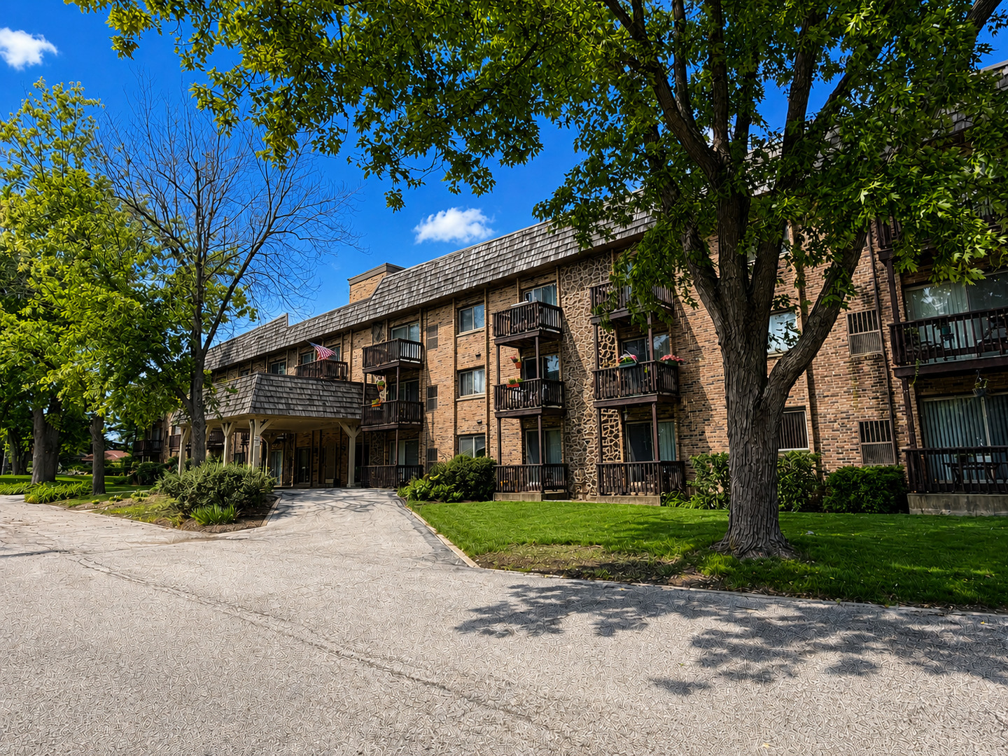 241 W Main Street 201 — photo