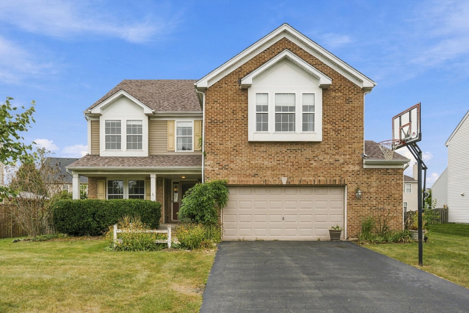 1006 Foxview Drive — photo