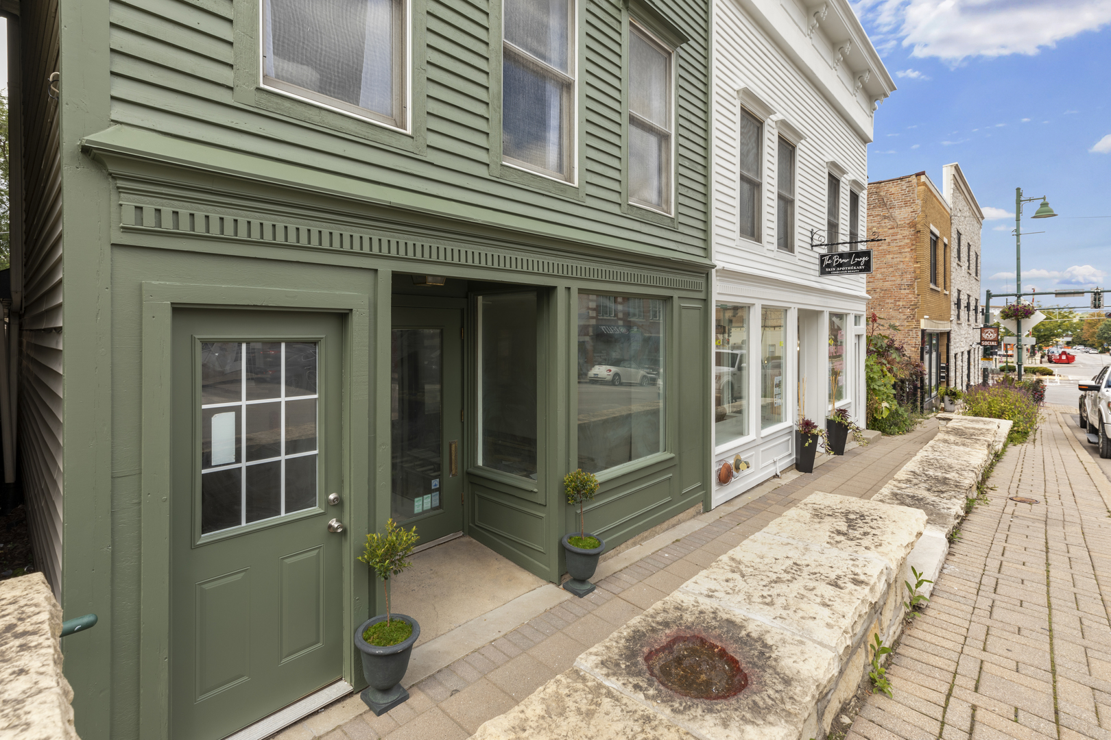 208 Stephen Street — photo