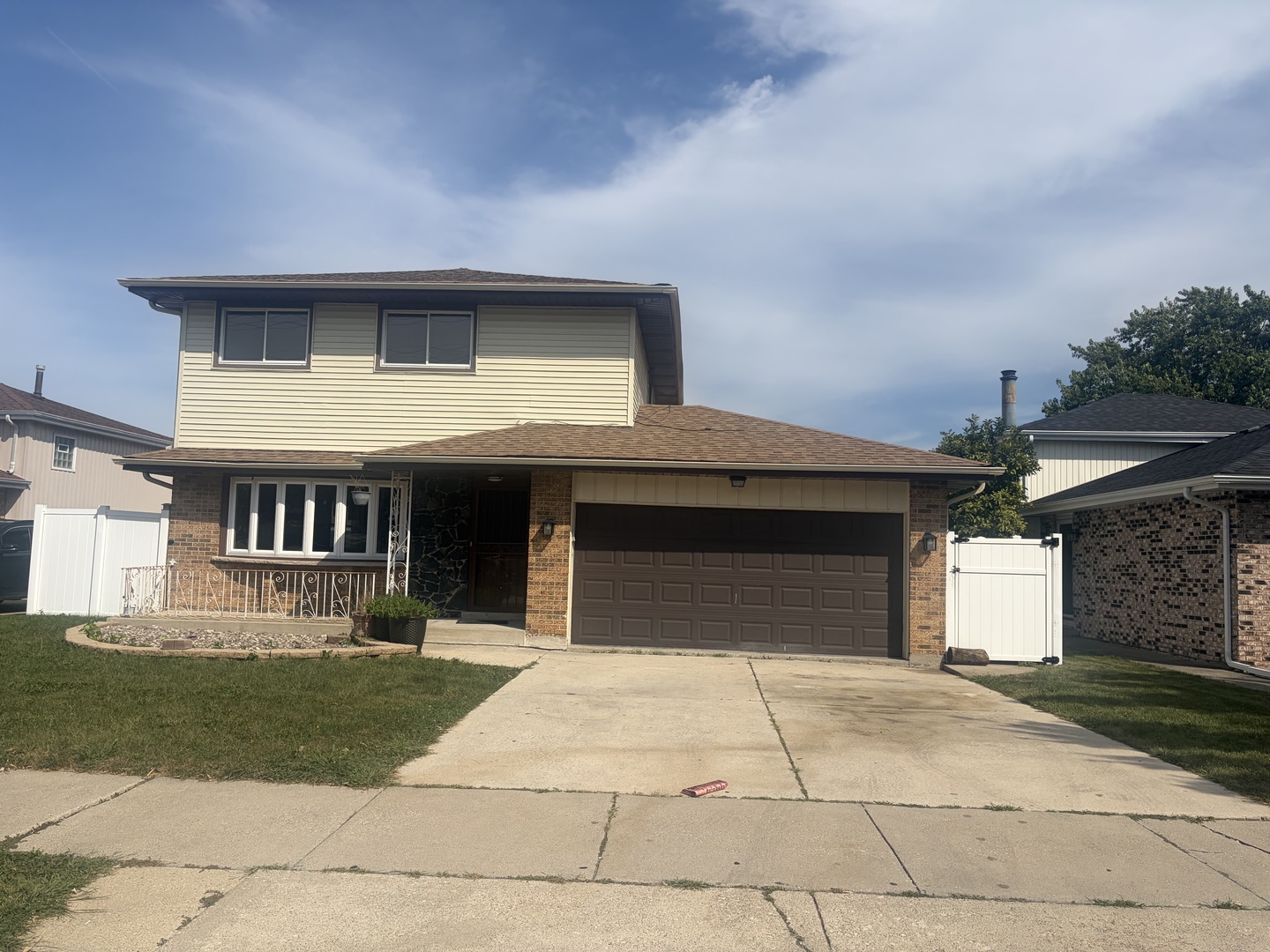 10017 Menard Avenue — photo