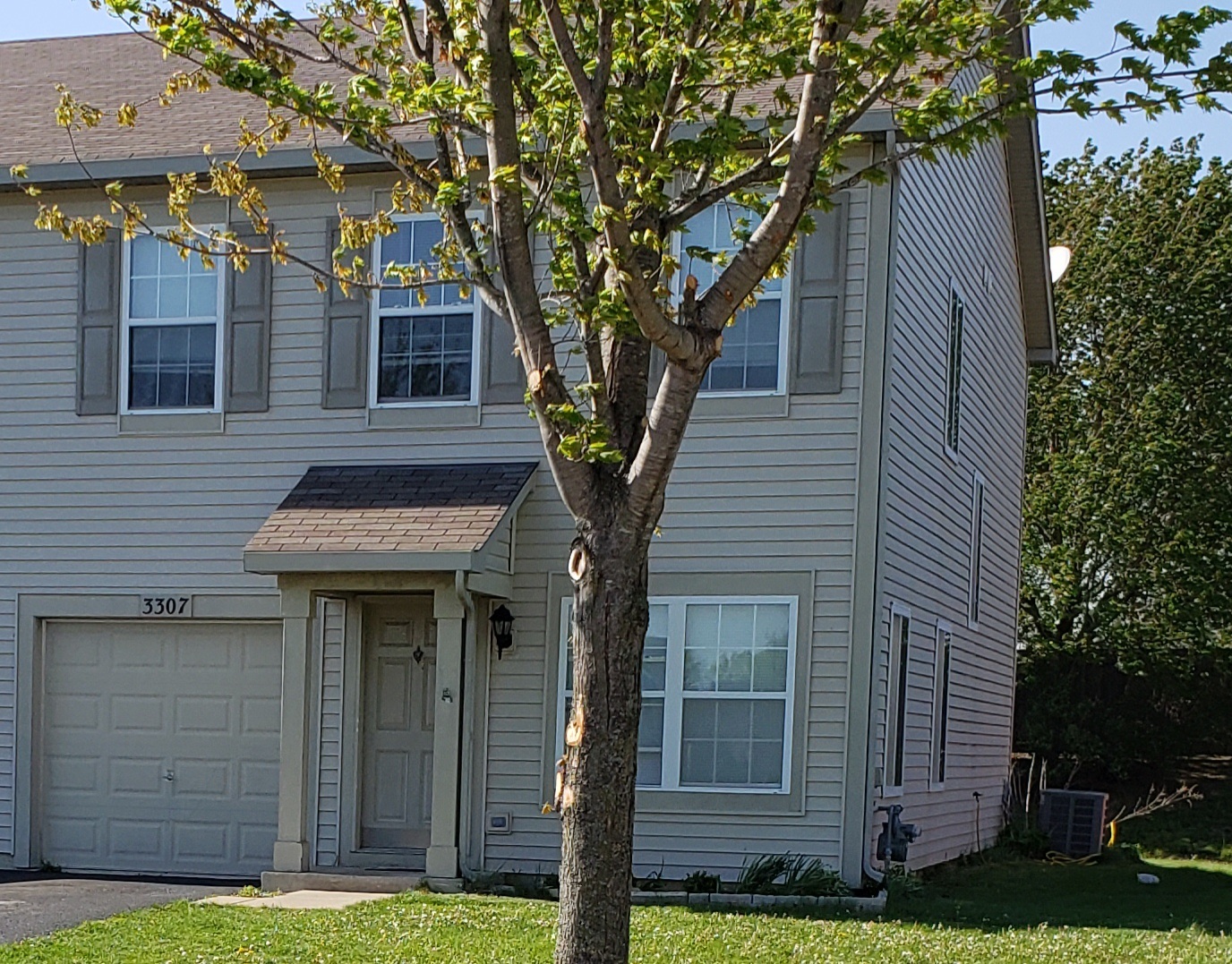 3307 Cliffe Court — photo