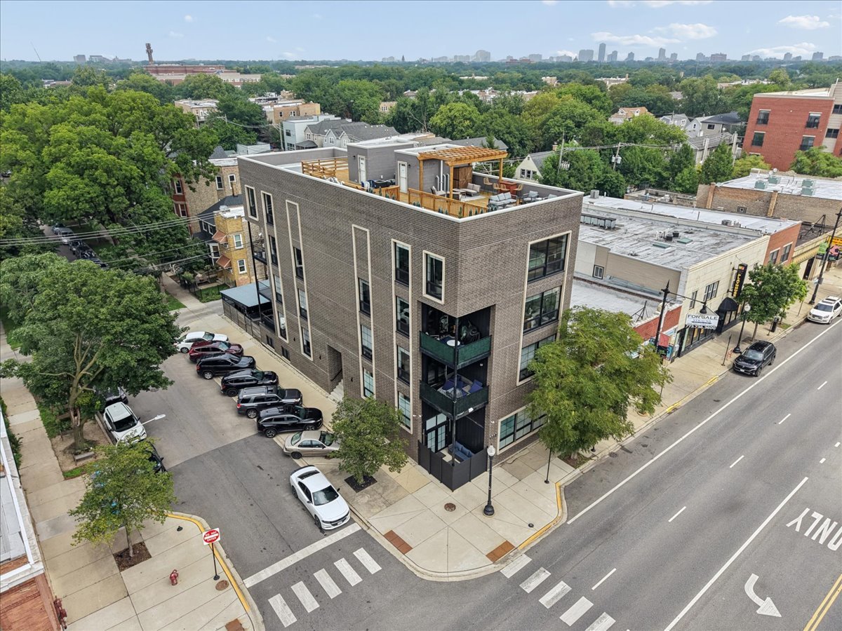 3024 W Irving Park Road 3S — photo