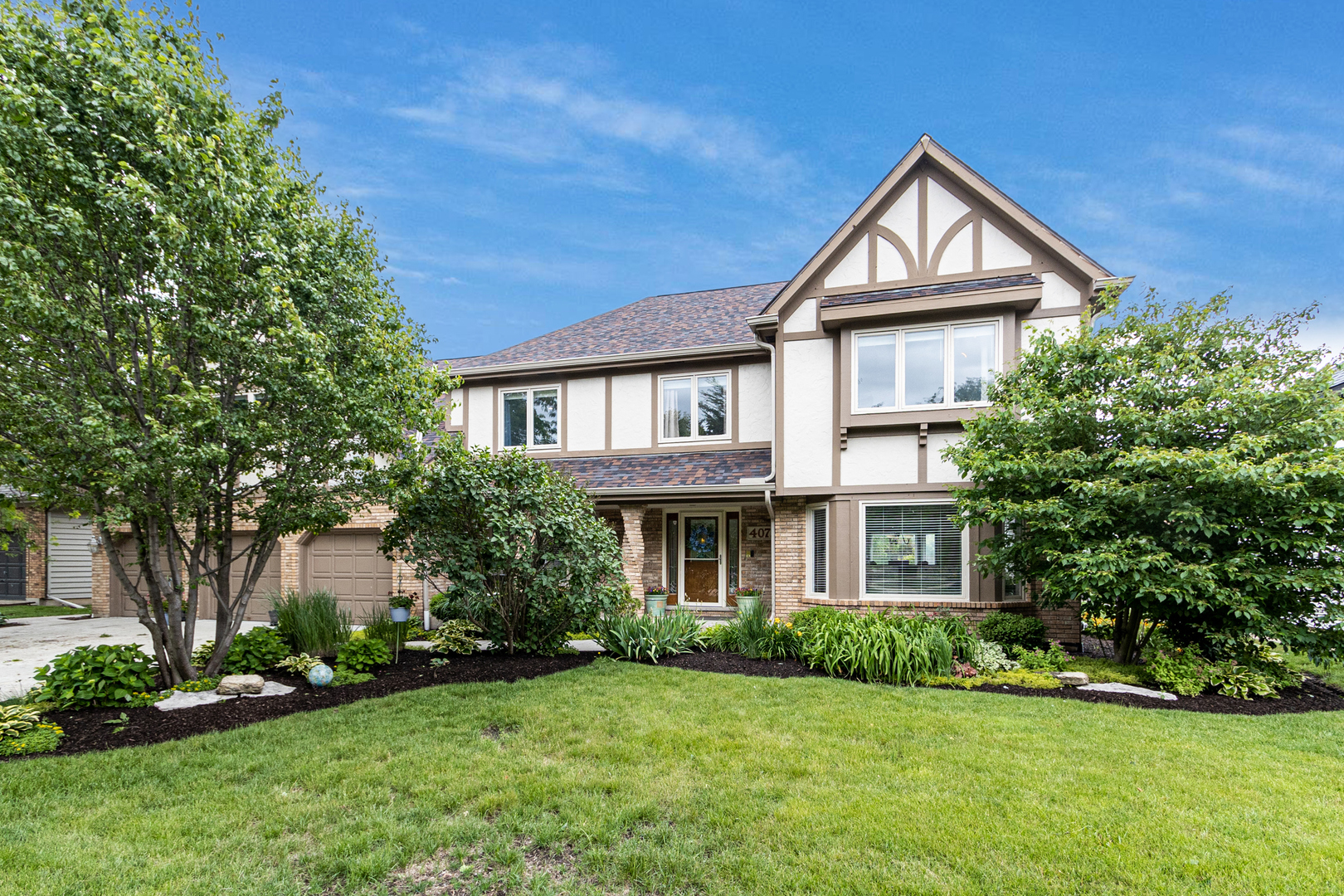 4072 Broadmoor Circle — photo