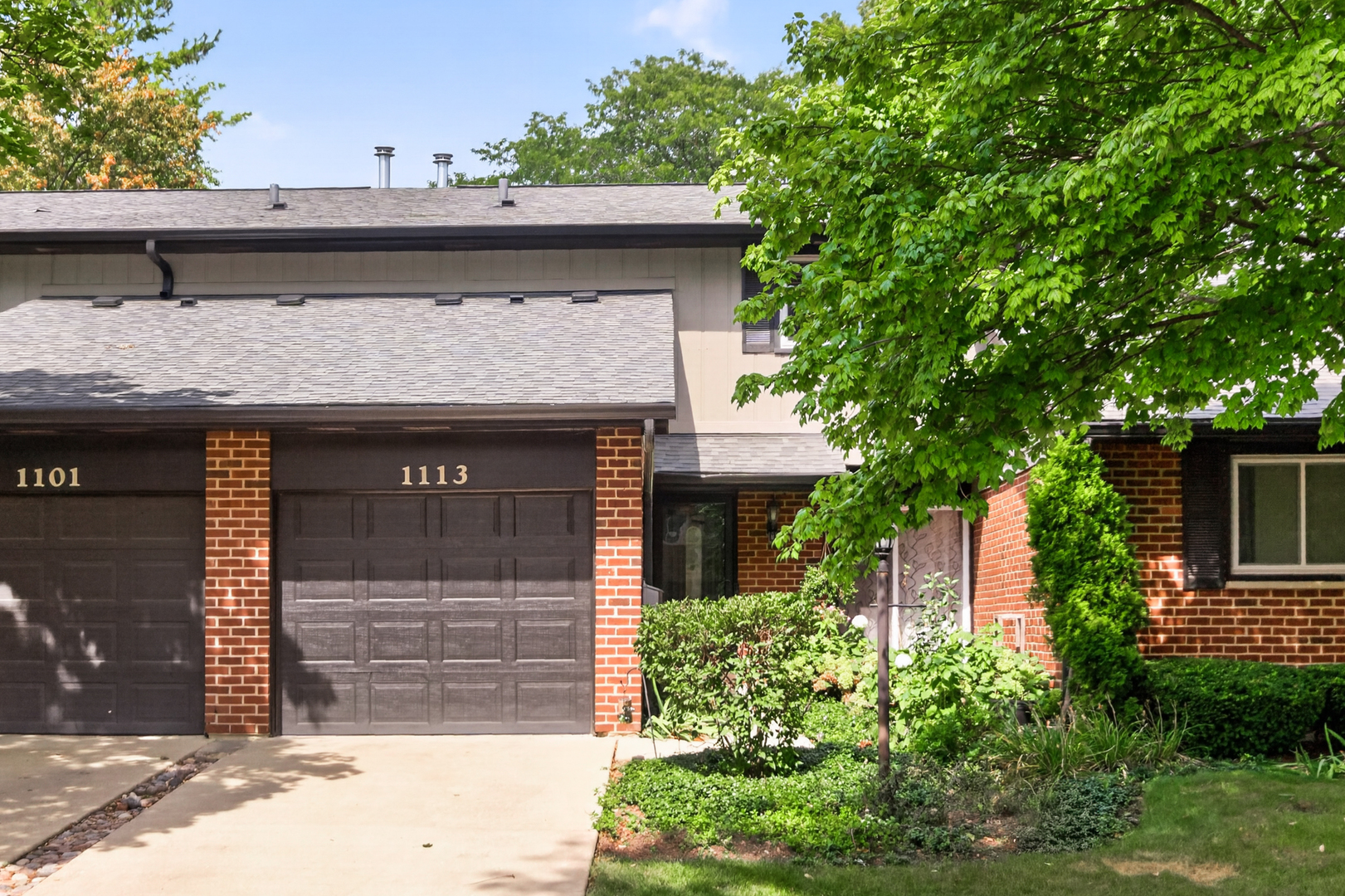 1113 Loughborough Court — photo