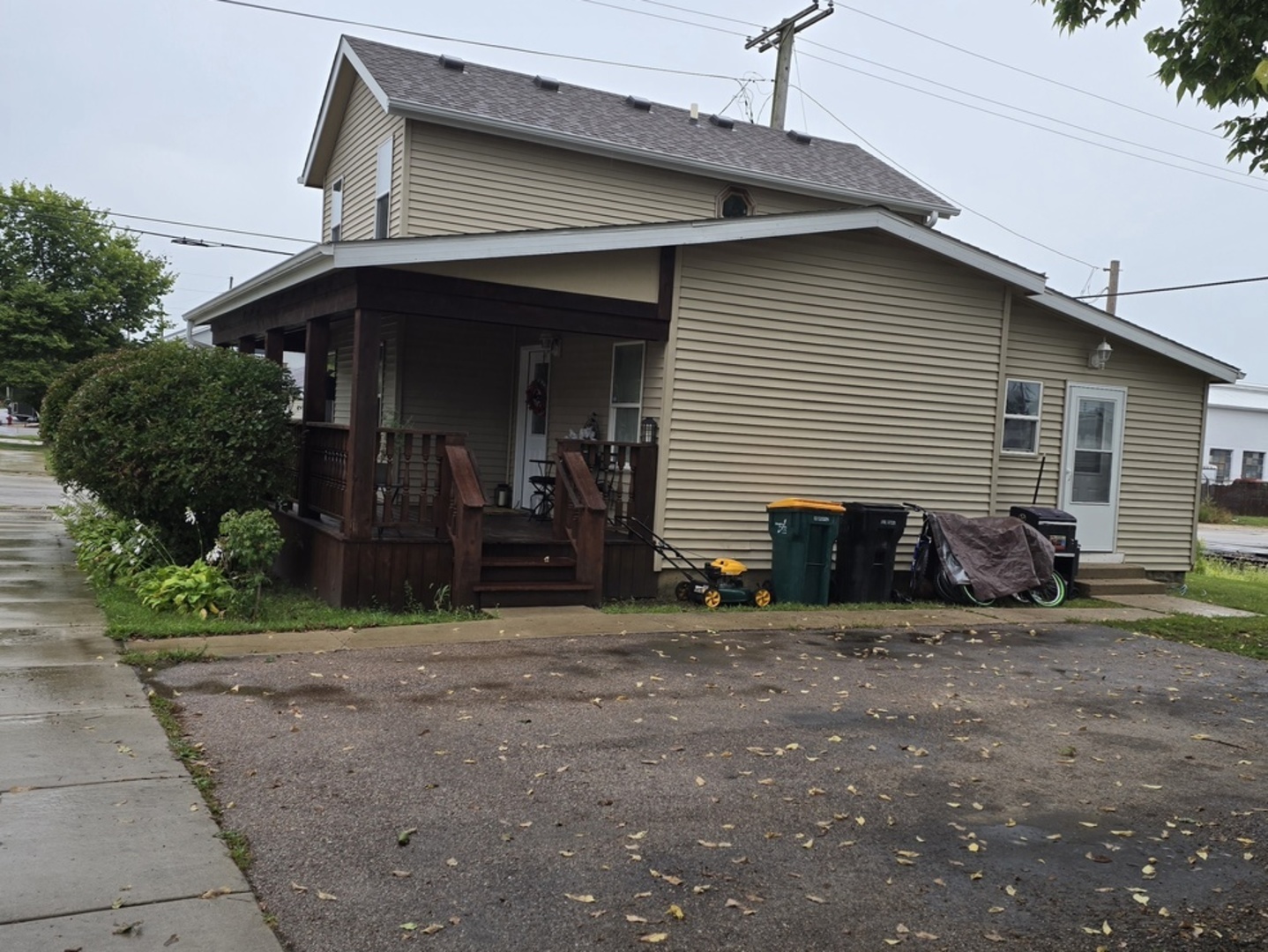 112 E Main Street, Plano, IL 60545 — photo 2