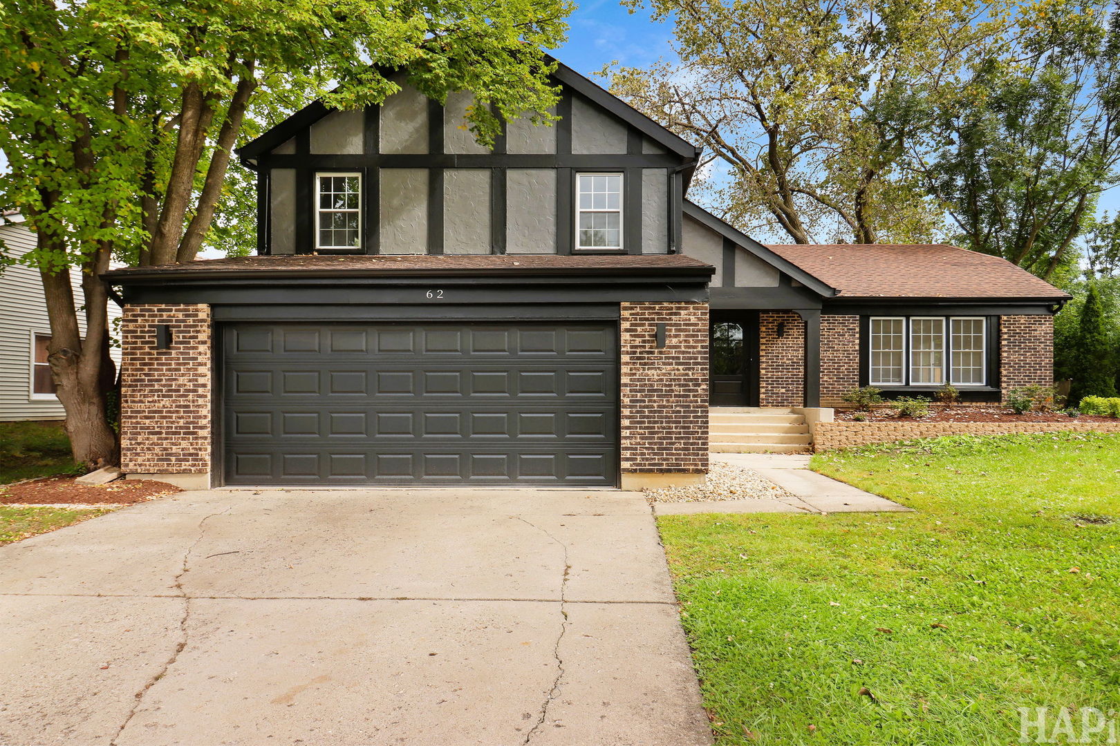 62 E Fox Hill Drive — photo