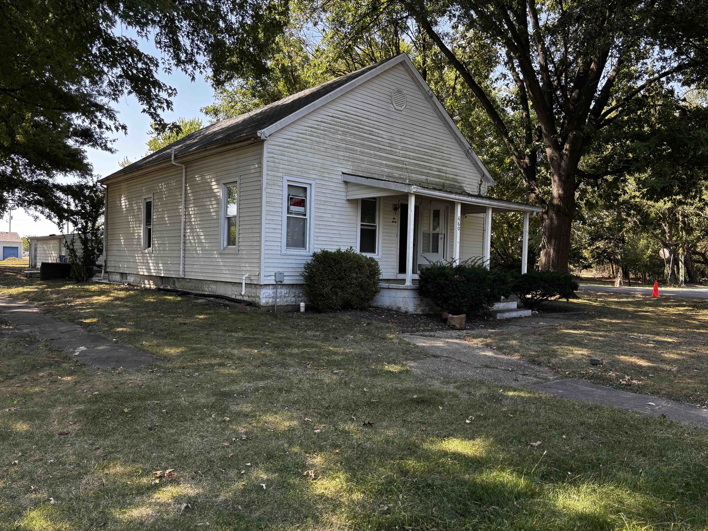 660 W Jackson Street — photo