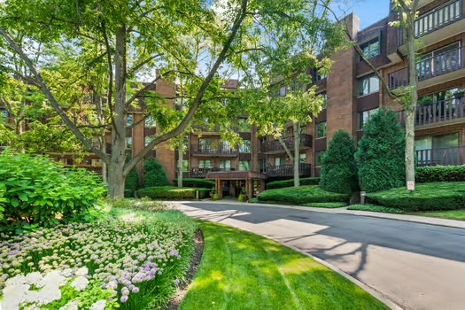 1125 Lake Cook Road 505E — photo