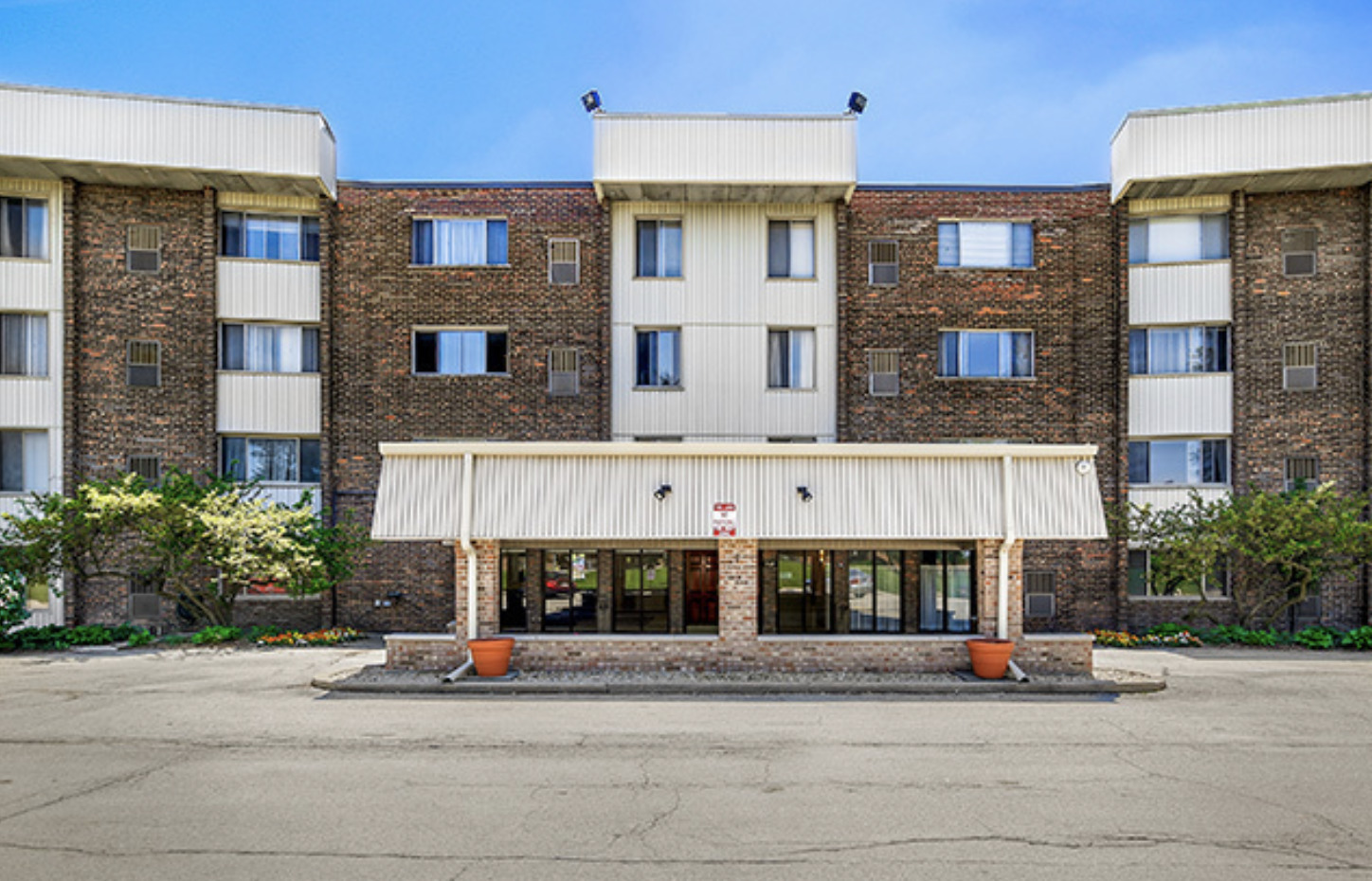 841 N York Road 128 — photo