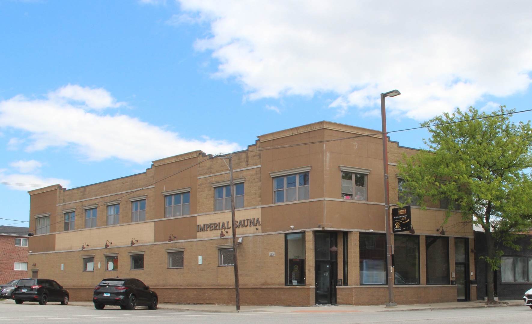 6135 S Archer Avenue — photo