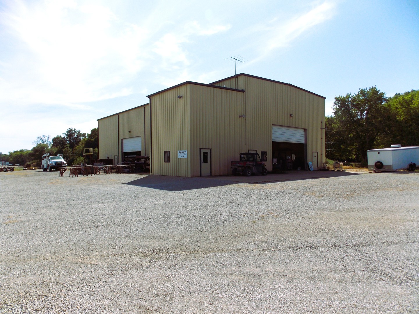707 S Oak Street — photo