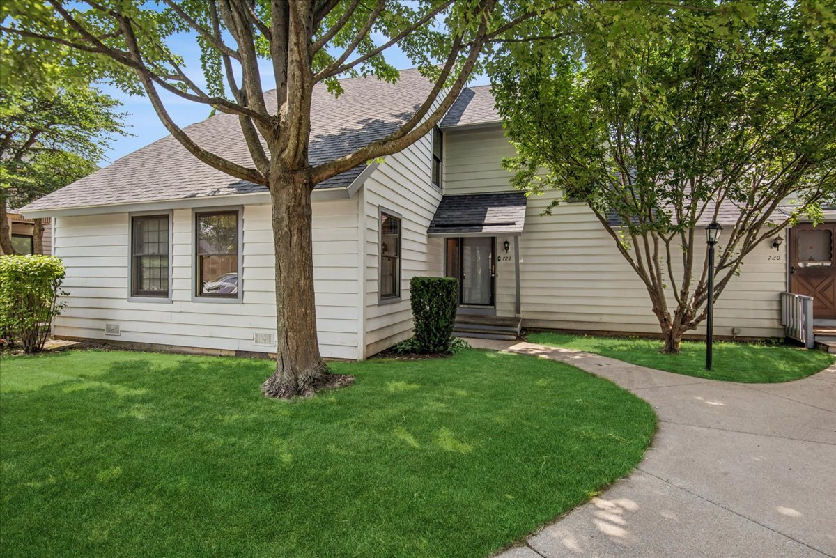 722 Shepard Court - — photo